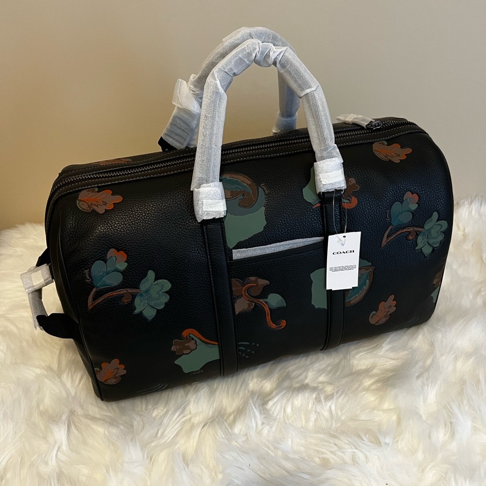 Venturer Bag With Dreamy Leaves Print